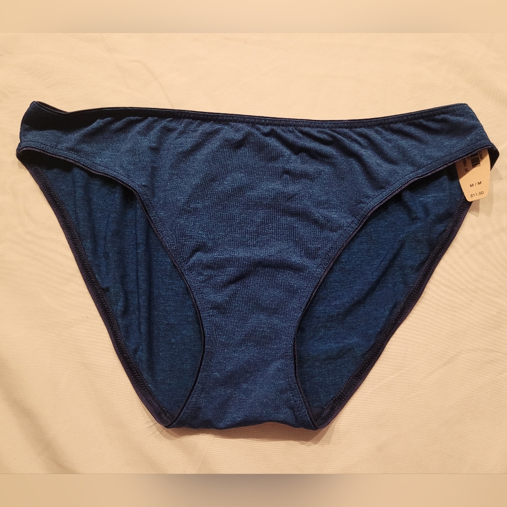 Victoria's Secret Medium Underwear NWT